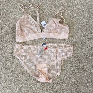 NWOT Aerie translucent bralette and pantie set